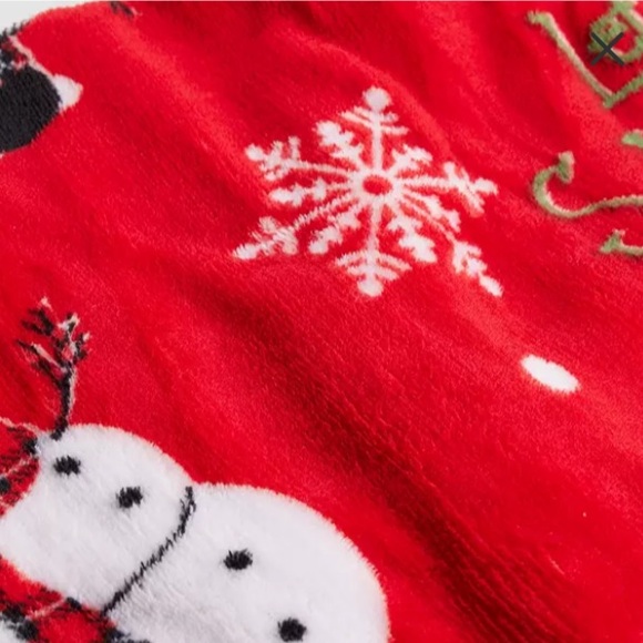 NWT- Super Soft Cozy Warm- Holiday Red ⛄️ Let It Snow Throw Blanket 50x60 - Picture 2 of 4